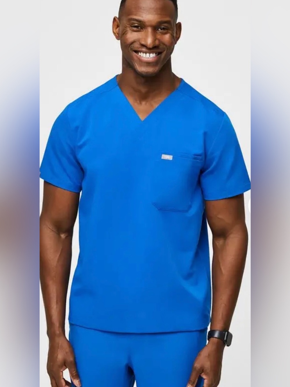 FIGS Men’s Leon 3 Pocket Scrub Top Royal Blue Size Medium
